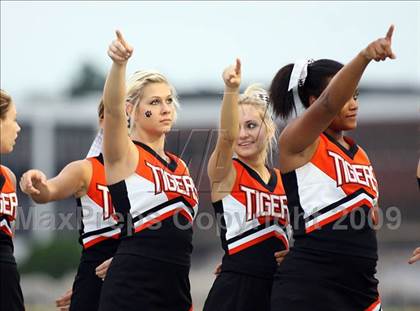 Thumbnail 2 in Crandall @ Commerce photogallery.