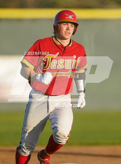Thumbnail 3 in Jesuit @ Franklin photogallery.