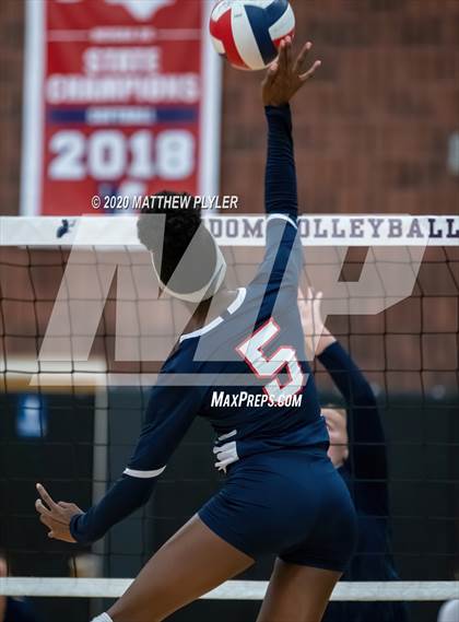 Thumbnail 1 in John Paul II Catholic vs Freedom Christian Academy (NCISAA 2A State Quarterfinals) photogallery.