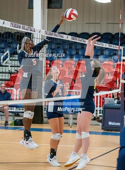 Thumbnail 1 in John Paul II Catholic vs Freedom Christian Academy (NCISAA 2A State Quarterfinals) photogallery.