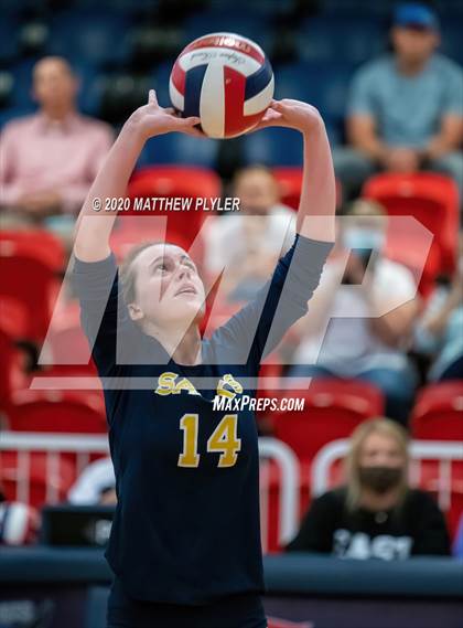 Thumbnail 1 in John Paul II Catholic vs Freedom Christian Academy (NCISAA 2A State Quarterfinals) photogallery.