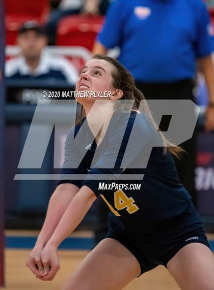 Thumbnail 1 in John Paul II Catholic vs Freedom Christian Academy (NCISAA 2A State Quarterfinals) photogallery.