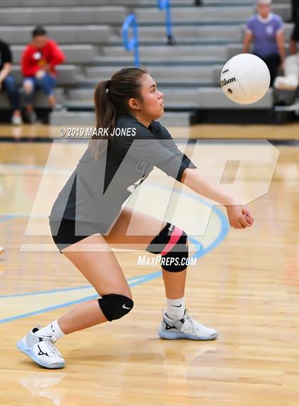 Thumbnail 1 in Estrella Foothills vs Catalina Foothills (AIA 4A Round 1 Playoff)  photogallery.
