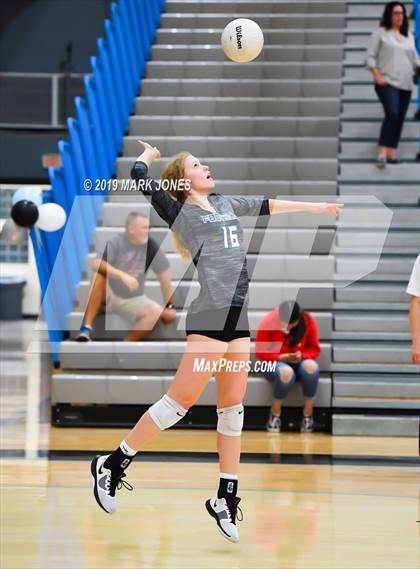 Thumbnail 3 in Estrella Foothills vs Catalina Foothills (AIA 4A Round 1 Playoff)  photogallery.