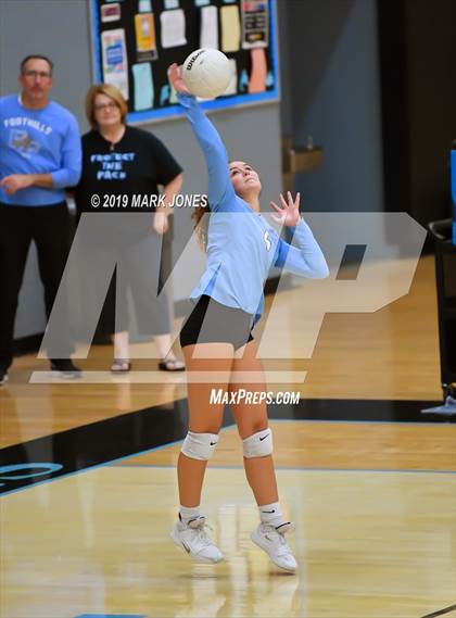 Thumbnail 3 in Estrella Foothills vs Catalina Foothills (AIA 4A Round 1 Playoff)  photogallery.