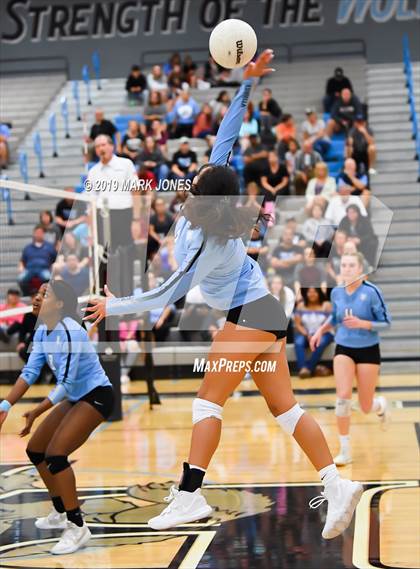 Thumbnail 3 in Estrella Foothills vs Catalina Foothills (AIA 4A Round 1 Playoff)  photogallery.