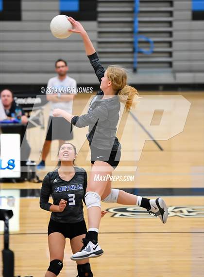 Thumbnail 2 in Estrella Foothills vs Catalina Foothills (AIA 4A Round 1 Playoff)  photogallery.