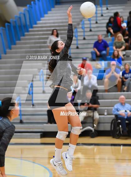 Thumbnail 1 in Estrella Foothills vs Catalina Foothills (AIA 4A Round 1 Playoff)  photogallery.