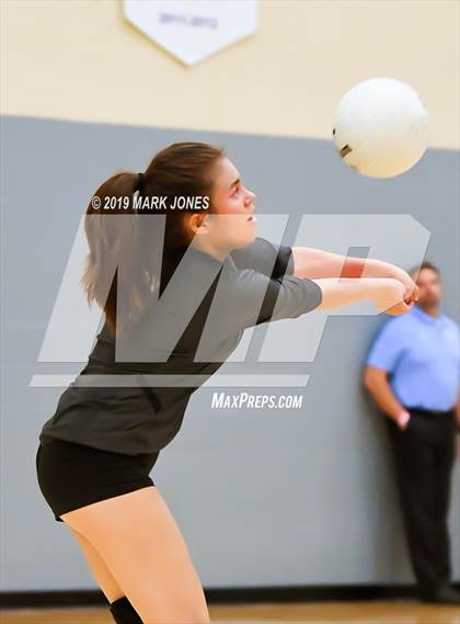 Thumbnail 3 in Estrella Foothills vs Catalina Foothills (AIA 4A Round 1 Playoff)  photogallery.