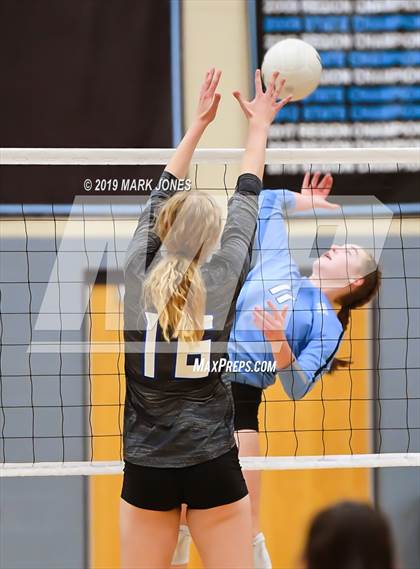 Thumbnail 3 in Estrella Foothills vs Catalina Foothills (AIA 4A Round 1 Playoff)  photogallery.