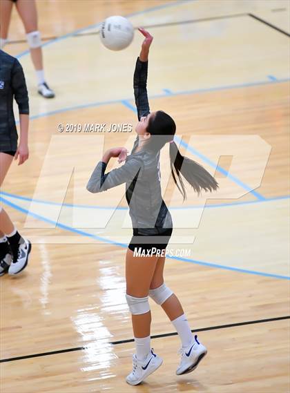 Thumbnail 3 in Estrella Foothills vs Catalina Foothills (AIA 4A Round 1 Playoff)  photogallery.