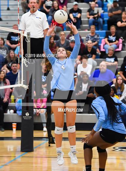 Thumbnail 1 in Estrella Foothills vs Catalina Foothills (AIA 4A Round 1 Playoff)  photogallery.