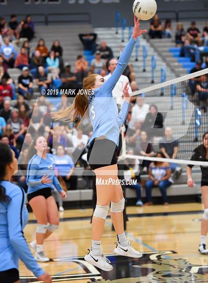 Thumbnail 2 in Estrella Foothills vs Catalina Foothills (AIA 4A Round 1 Playoff)  photogallery.