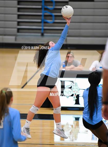 Thumbnail 3 in Estrella Foothills vs Catalina Foothills (AIA 4A Round 1 Playoff)  photogallery.