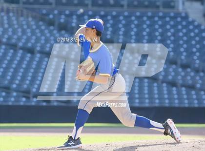 Thumbnail 1 in CIF San Diego Section All-Star Game photogallery.