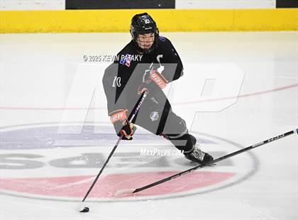 Thumbnail 3 in Joel Barlow/Weston/Abbott Tech vs. Wilton (CIAC DIII Semifinal) photogallery.