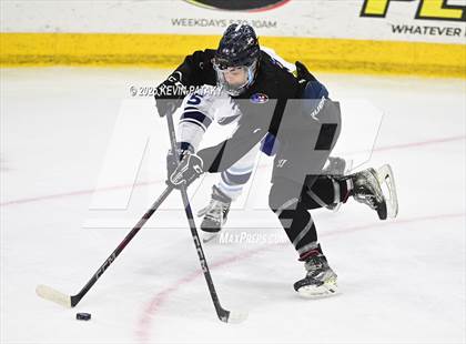 Thumbnail 3 in Joel Barlow/Weston/Abbott Tech vs. Wilton (CIAC DIII Semifinal) photogallery.