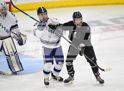 Thumbnail 3 in Joel Barlow/Weston/Abbott Tech vs. Wilton (CIAC DIII Semifinal) photogallery.