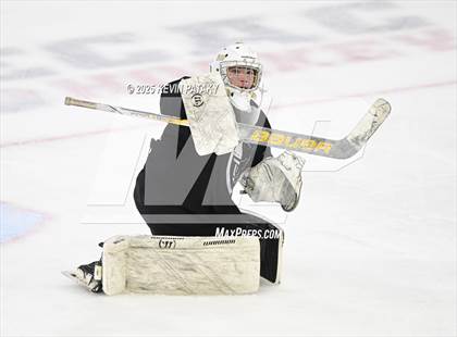 Thumbnail 3 in Joel Barlow/Weston/Abbott Tech vs. Wilton (CIAC DIII Semifinal) photogallery.