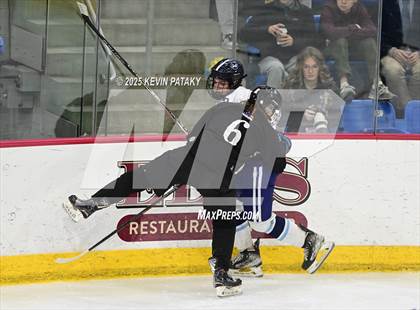 Thumbnail 3 in Joel Barlow/Weston/Abbott Tech vs. Wilton (CIAC DIII Semifinal) photogallery.