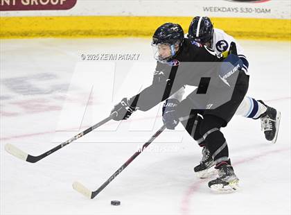 Thumbnail 2 in Joel Barlow/Weston/Abbott Tech vs. Wilton (CIAC DIII Semifinal) photogallery.