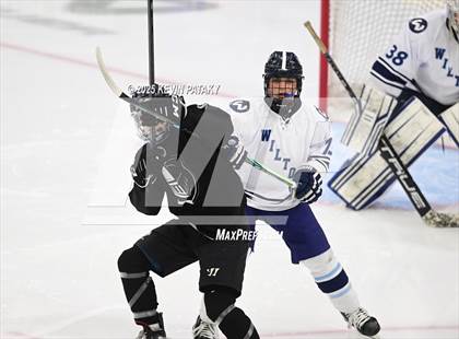 Thumbnail 1 in Joel Barlow/Weston/Abbott Tech vs. Wilton (CIAC DIII Semifinal) photogallery.
