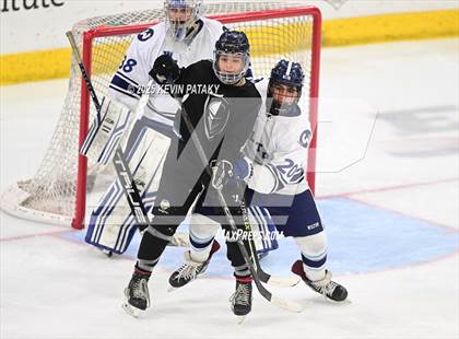 Thumbnail 3 in Joel Barlow/Weston/Abbott Tech vs. Wilton (CIAC DIII Semifinal) photogallery.