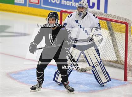 Thumbnail 1 in Joel Barlow/Weston/Abbott Tech vs. Wilton (CIAC DIII Semifinal) photogallery.