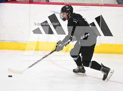 Thumbnail 3 in Joel Barlow/Weston/Abbott Tech vs. Wilton (CIAC DIII Semifinal) photogallery.