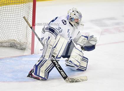 Thumbnail 2 in Joel Barlow/Weston/Abbott Tech vs. Wilton (CIAC DIII Semifinal) photogallery.