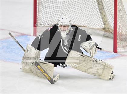 Thumbnail 3 in Joel Barlow/Weston/Abbott Tech vs. Wilton (CIAC DIII Semifinal) photogallery.