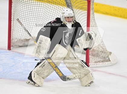 Thumbnail 2 in Joel Barlow/Weston/Abbott Tech vs. Wilton (CIAC DIII Semifinal) photogallery.