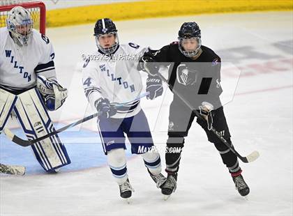 Thumbnail 3 in Joel Barlow/Weston/Abbott Tech vs. Wilton (CIAC DIII Semifinal) photogallery.