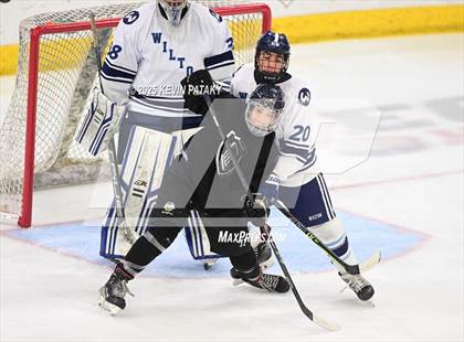 Thumbnail 1 in Joel Barlow/Weston/Abbott Tech vs. Wilton (CIAC DIII Semifinal) photogallery.