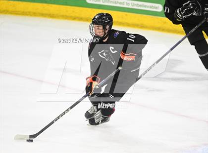 Thumbnail 1 in Joel Barlow/Weston/Abbott Tech vs. Wilton (CIAC DIII Semifinal) photogallery.