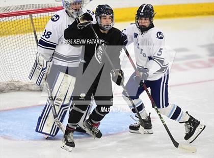 Thumbnail 2 in Joel Barlow/Weston/Abbott Tech vs. Wilton (CIAC DIII Semifinal) photogallery.