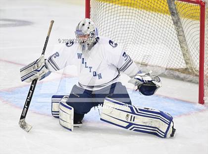 Thumbnail 1 in Joel Barlow/Weston/Abbott Tech vs. Wilton (CIAC DIII Semifinal) photogallery.