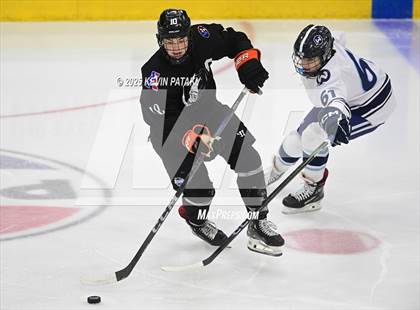 Thumbnail 3 in Joel Barlow/Weston/Abbott Tech vs. Wilton (CIAC DIII Semifinal) photogallery.
