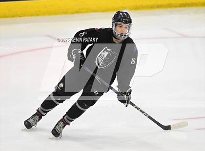 Thumbnail 2 in Joel Barlow/Weston/Abbott Tech vs. Wilton (CIAC DIII Semifinal) photogallery.