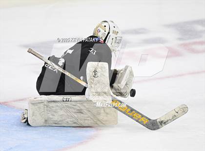 Thumbnail 2 in Joel Barlow/Weston/Abbott Tech vs. Wilton (CIAC DIII Semifinal) photogallery.