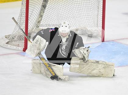 Thumbnail 1 in Joel Barlow/Weston/Abbott Tech vs. Wilton (CIAC DIII Semifinal) photogallery.