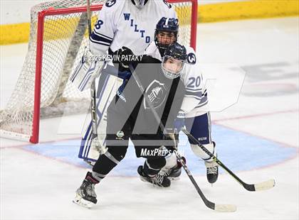 Thumbnail 1 in Joel Barlow/Weston/Abbott Tech vs. Wilton (CIAC DIII Semifinal) photogallery.