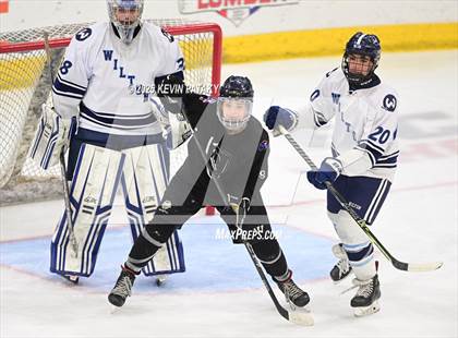 Thumbnail 2 in Joel Barlow/Weston/Abbott Tech vs. Wilton (CIAC DIII Semifinal) photogallery.