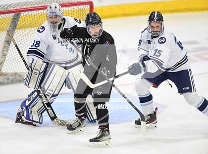 Thumbnail 1 in Joel Barlow/Weston/Abbott Tech vs. Wilton (CIAC DIII Semifinal) photogallery.