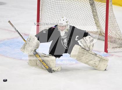 Thumbnail 2 in Joel Barlow/Weston/Abbott Tech vs. Wilton (CIAC DIII Semifinal) photogallery.