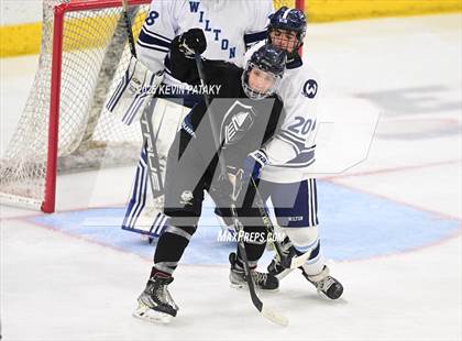 Thumbnail 1 in Joel Barlow/Weston/Abbott Tech vs. Wilton (CIAC DIII Semifinal) photogallery.