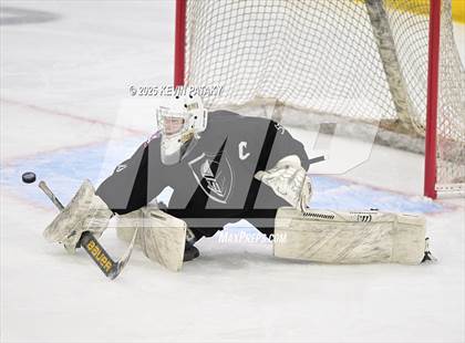 Thumbnail 2 in Joel Barlow/Weston/Abbott Tech vs. Wilton (CIAC DIII Semifinal) photogallery.