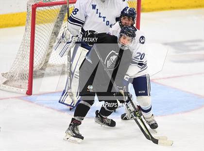 Thumbnail 1 in Joel Barlow/Weston/Abbott Tech vs. Wilton (CIAC DIII Semifinal) photogallery.
