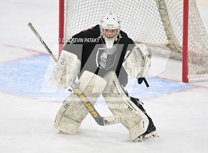 Thumbnail 2 in Joel Barlow/Weston/Abbott Tech vs. Wilton (CIAC DIII Semifinal) photogallery.