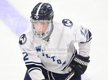 Thumbnail 3 in Joel Barlow/Weston/Abbott Tech vs. Wilton (CIAC DIII Semifinal) photogallery.